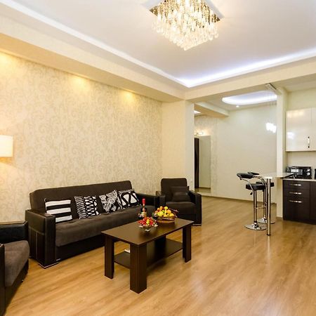 Tbilisi Two Bedroom Apartment מראה חיצוני תמונה