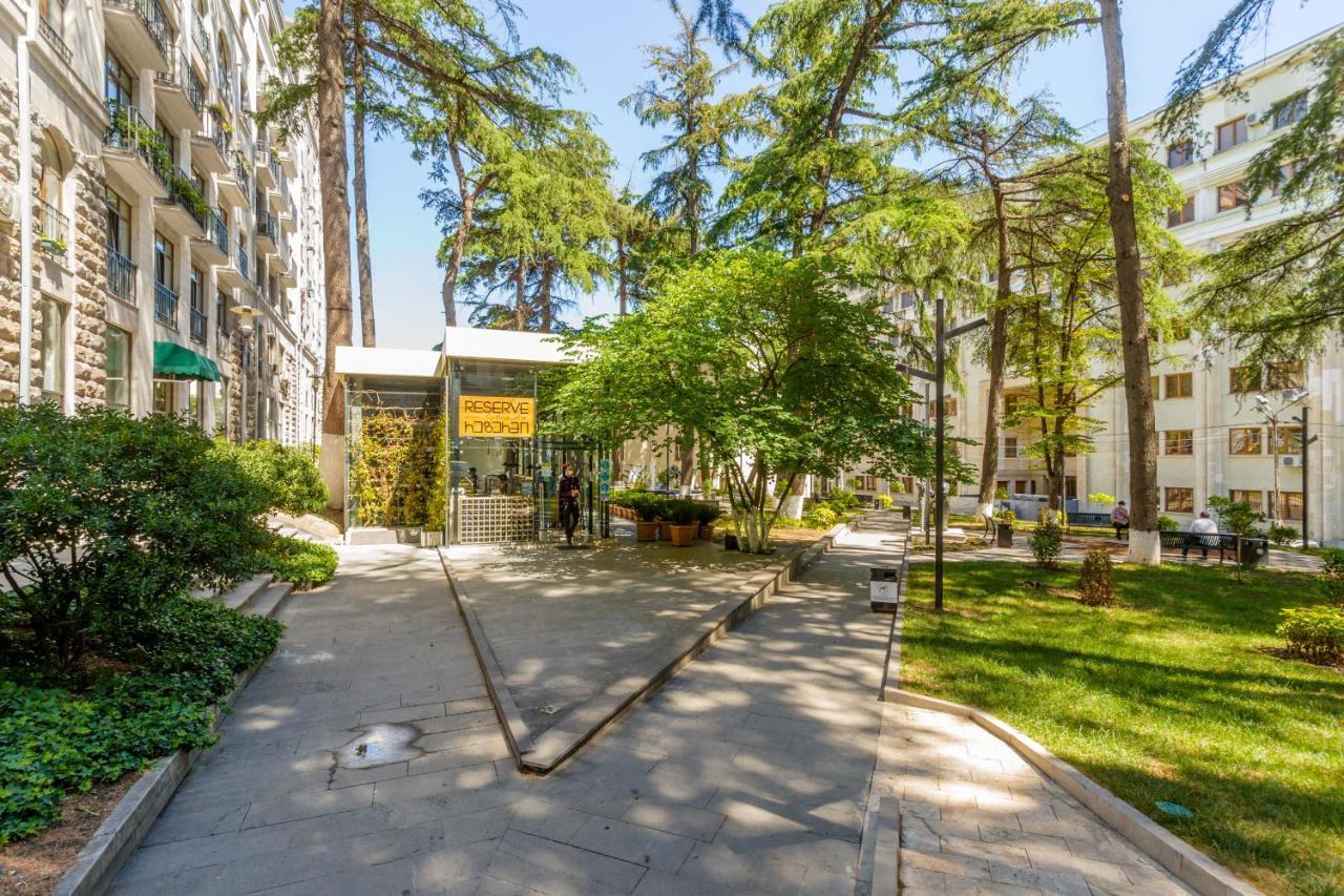 Tbilisi Two Bedroom Apartment מראה חיצוני תמונה
